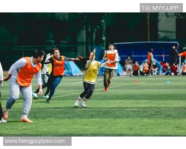 飞盘盛宴：深入武汉飞盘队的战术与技巧探索